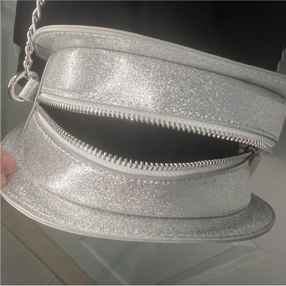 Sparkly Silver Ghost Crossbody Bag Halloween - Picture 4 of 16